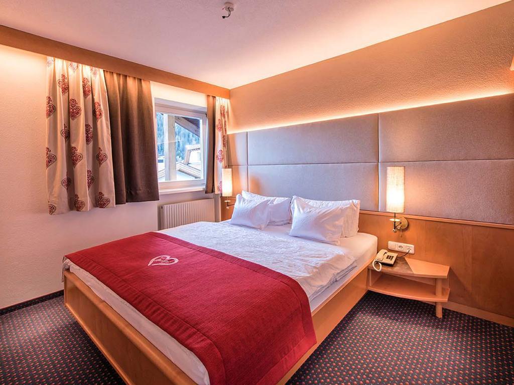 Hotel Universo Serfaus Chambre photo